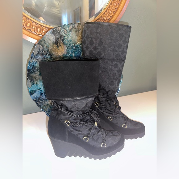 Like New Coach Maisy Leather Suede Signature C Wedge Heel Boots 7B - Picture 3 of 13